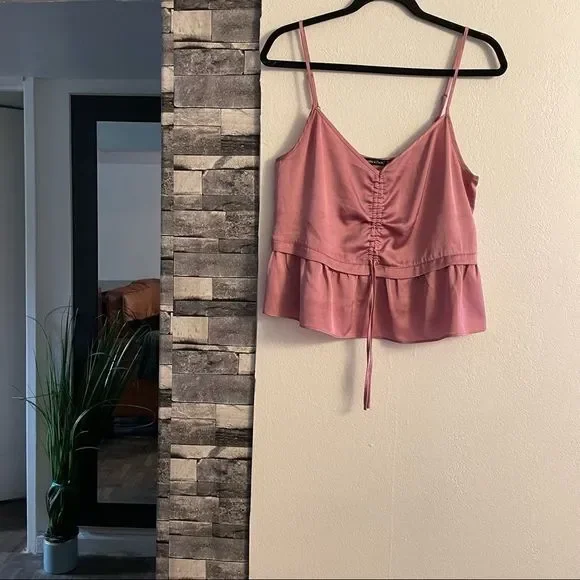 Sold on C🎉Abercrombie & fitch satin rose pink top - Picture 3 of 11